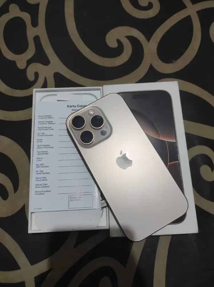 iPhone 16 pro 128 iBox