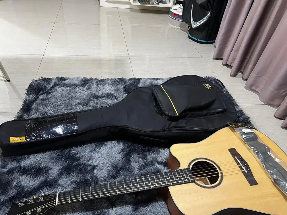 Gitar like new SQOE -41B