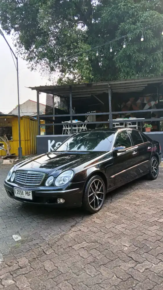 Mercy Benz E240 AT