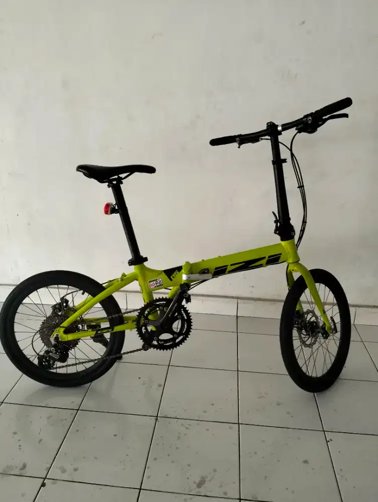 Sepeda Lipat  Izi Q5 istimewa