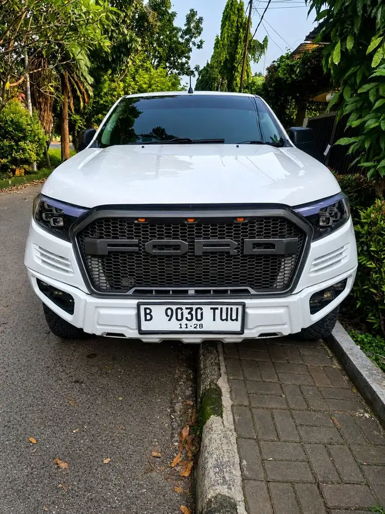 Jual Mobil Ford 4x4