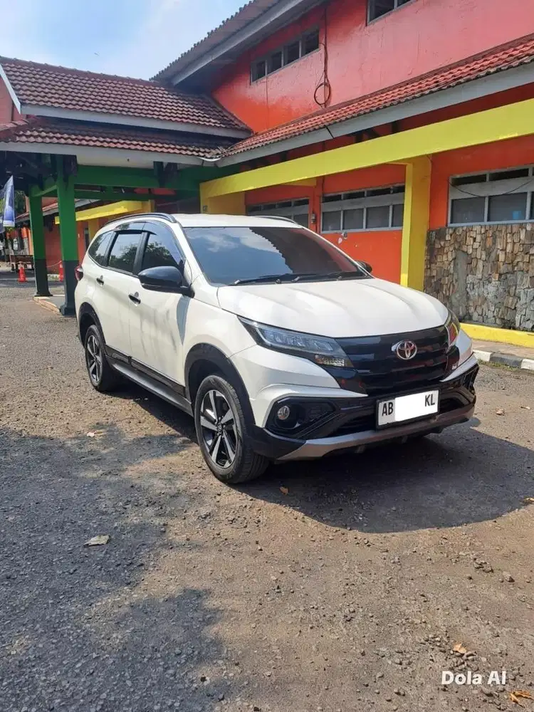 Toyota rush trs sportivo at asli ab