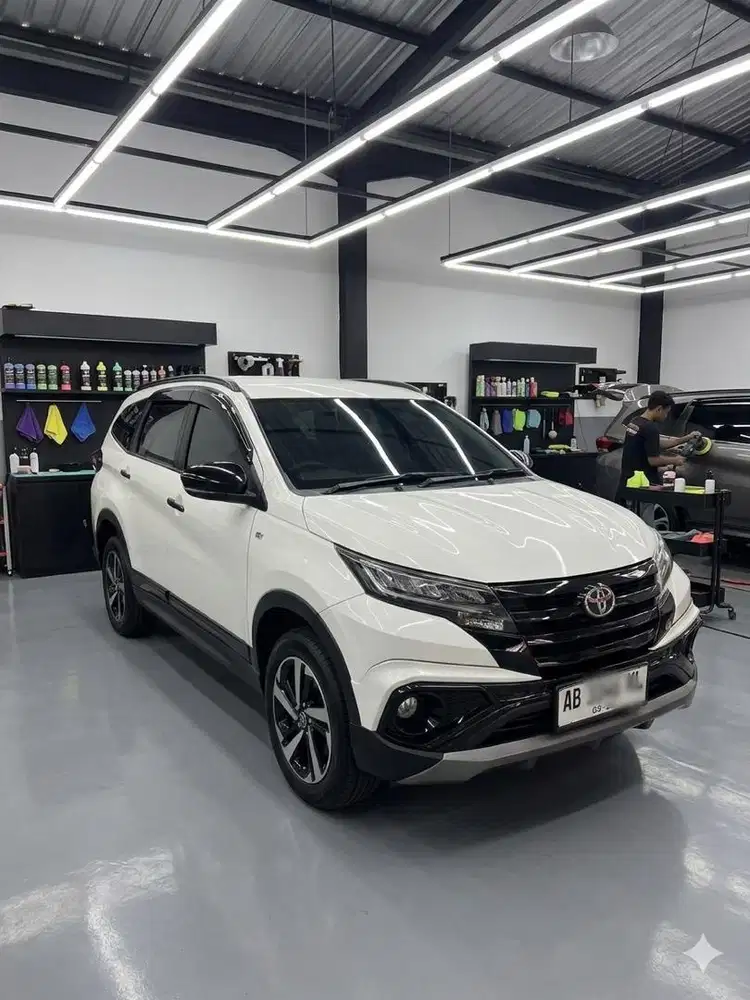 Toyota rush trs sportivo at asli ab