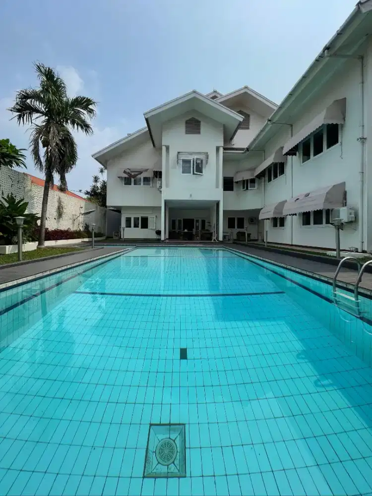 Dijual rumah harga NJOP di Jl. Rasamala Raya