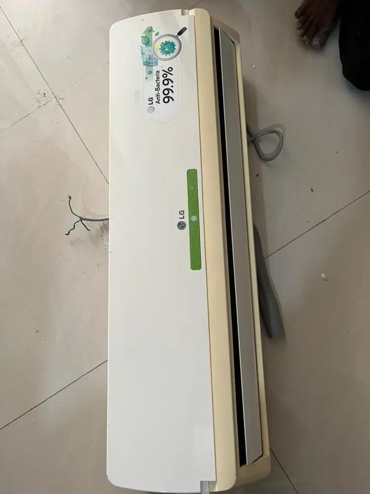 AC LG 1 pk dua unit ex apertemen