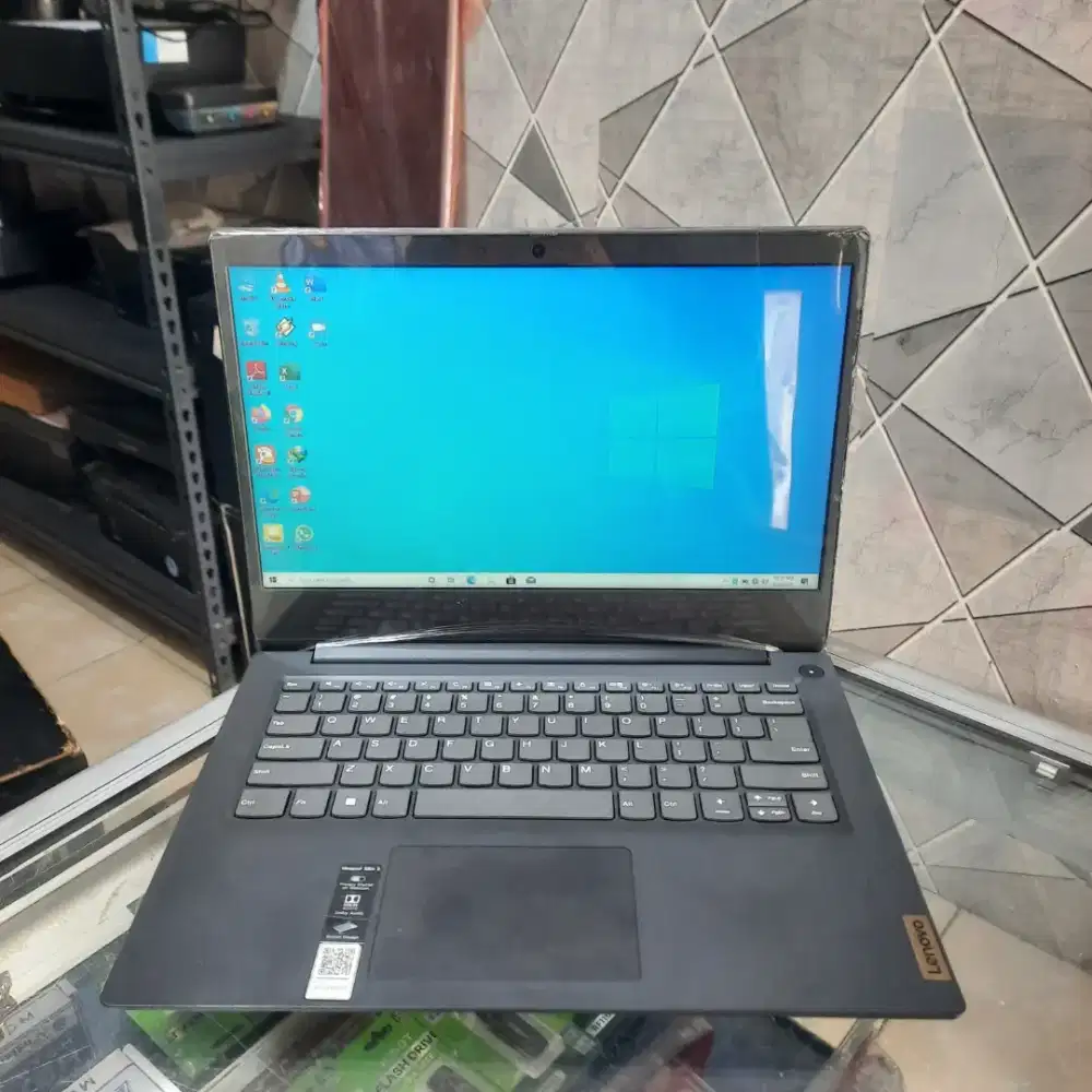 Lenovo Slim 3, Celeron N4020, RAM 4GB, SSD 128GB, Layar 14 inch