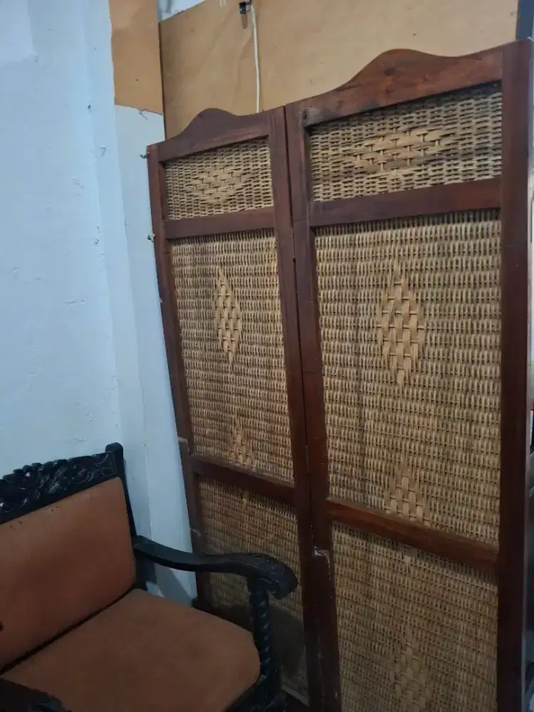 Pembatas Ruangan Tamu