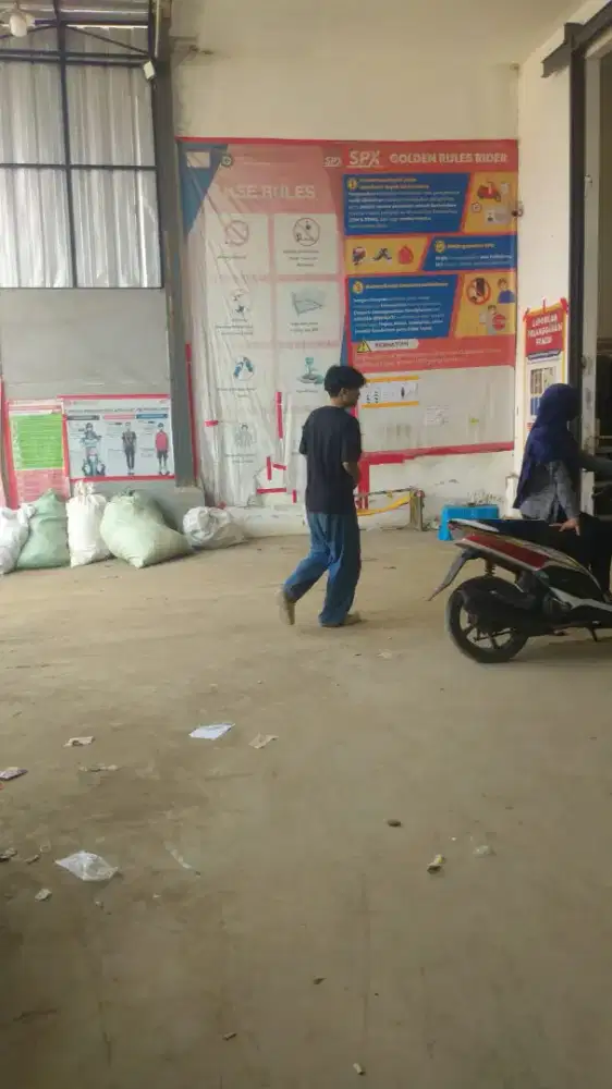Lowong kurir RELAKSASI TANPA SIM