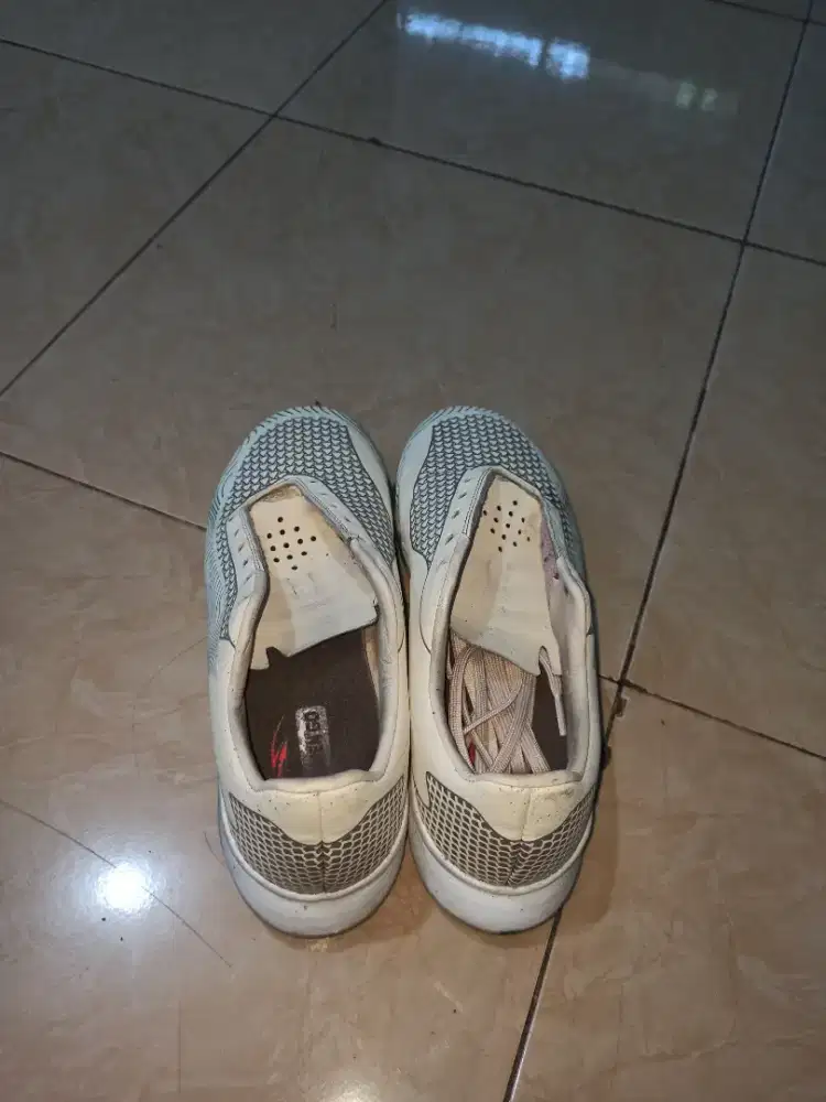 Sepatu futsal bermen go original
