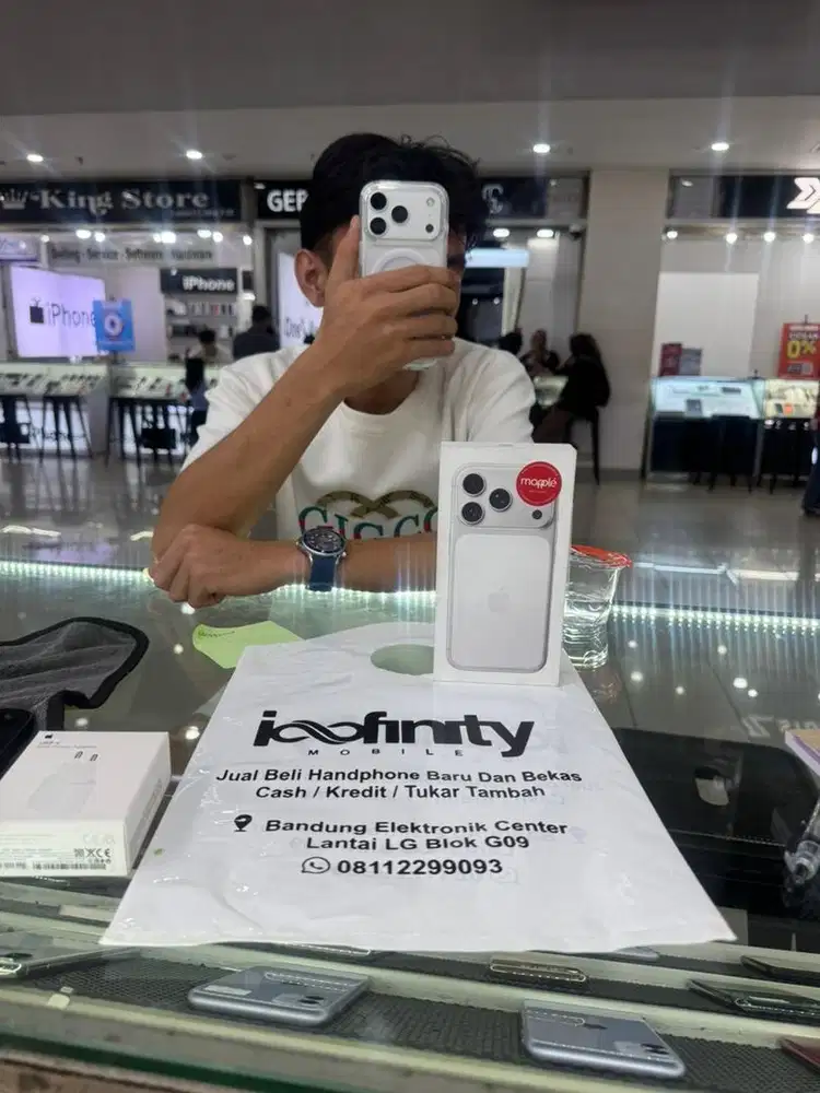 Iphone 17 promax 256Gb Baru garansi resmi ibox segel box bisa tradein