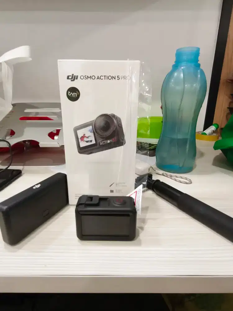 DJI Osmo Action 5 Pro Adventure combo