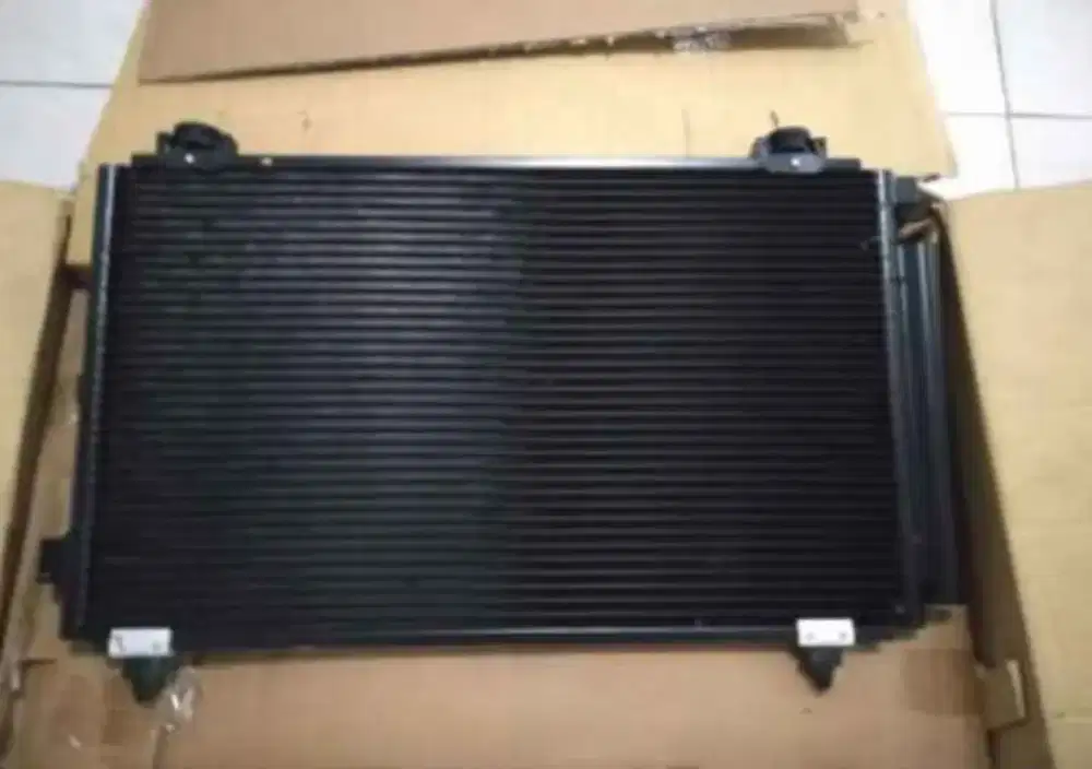 Condenser AC 
Vios dan Altis Gen 1