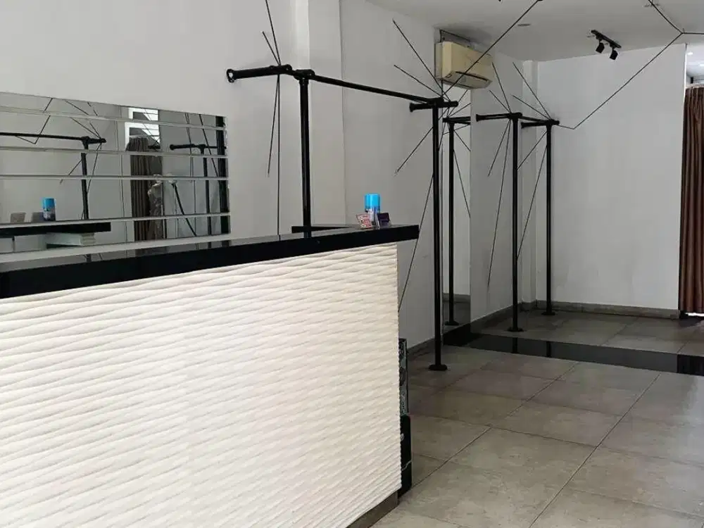 Dijual Ruko 4,5 Lantai Hadap Timur di Kelapa Gading, Jakarta Utara 028