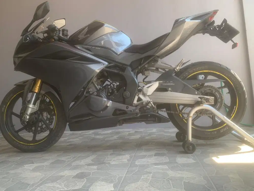 Dijual CBR 250rr