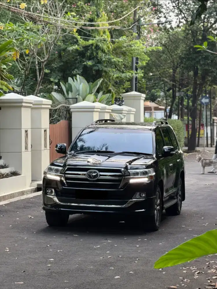 Land Cruiser VX200 atpm fullspec