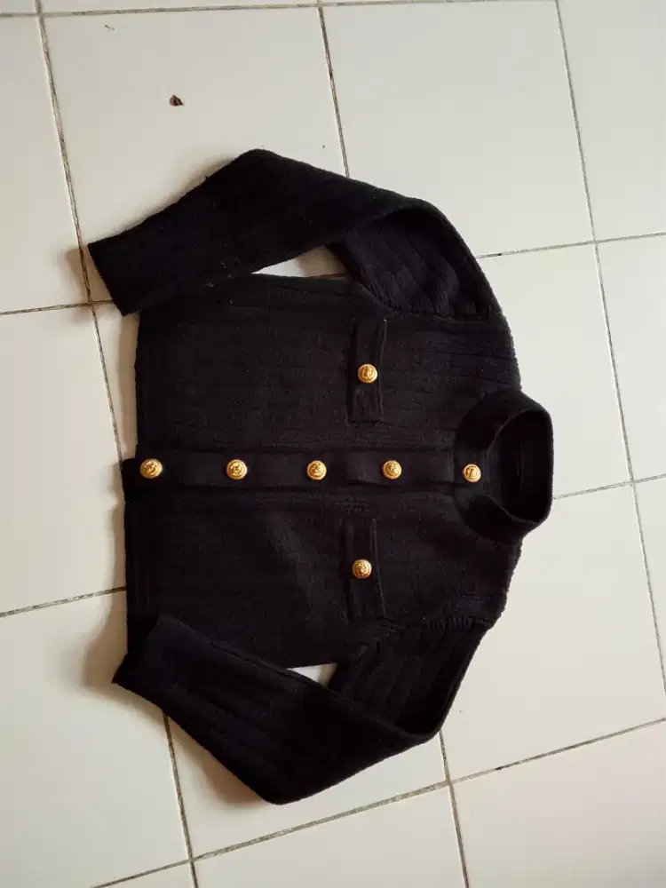 Blazer wanita, bahan tebal, gaya elegan