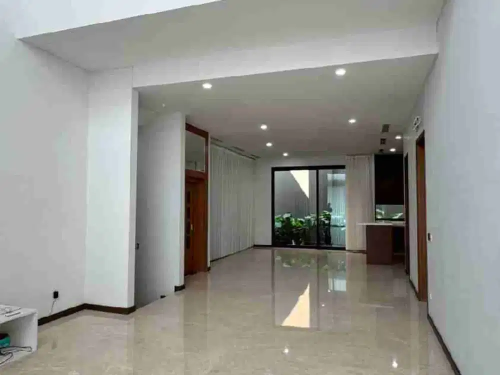 Rumah Zora Kanade Jual Sewa Bagus ada Lift Nyaman Rapi Baru