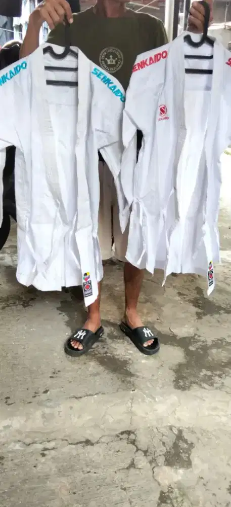 Baju tanding karate,kata dan kumite