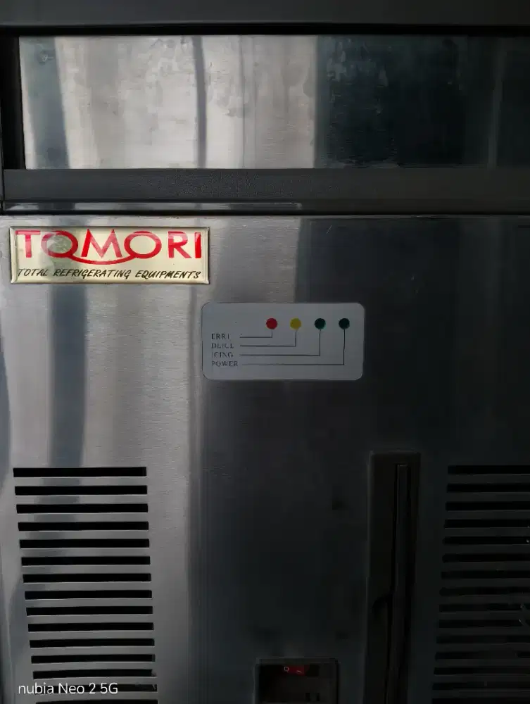 ICE MAKER TOMORI KAPASITAS 25KG ORI & MULUS