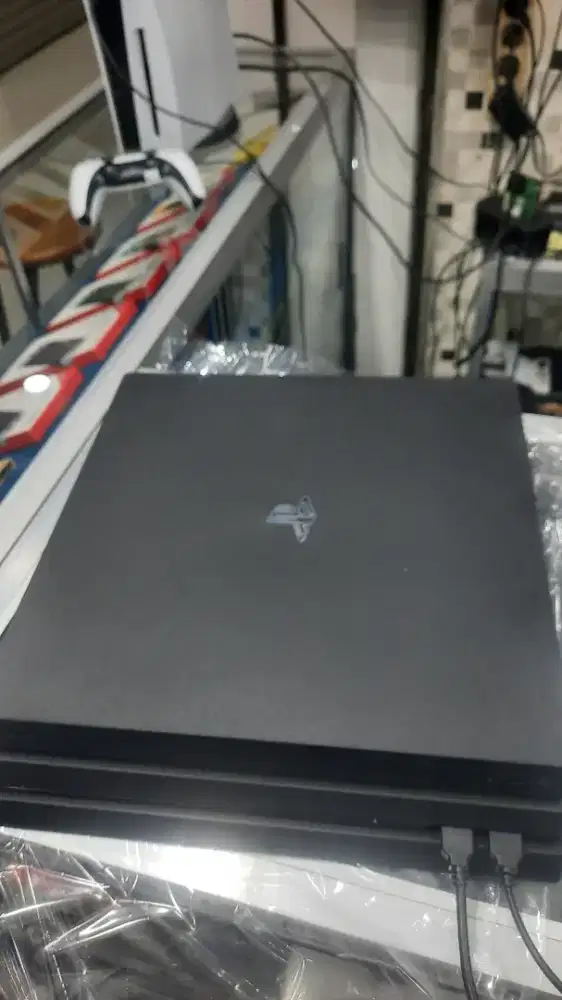 Ps4 Pro 1Tb full Games