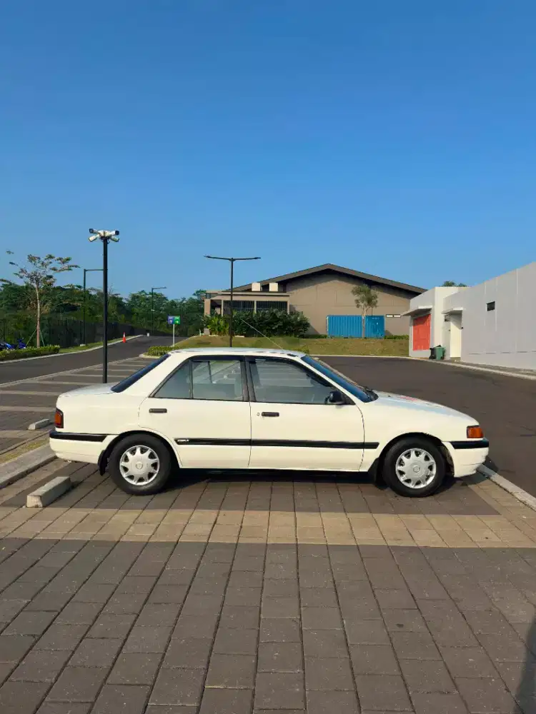 Mazda Interplay 90