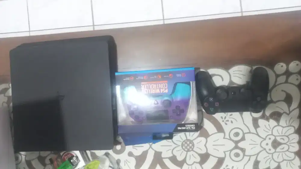 JUAL PS 4 SLIM 1TB ORIGINAL STIK 2