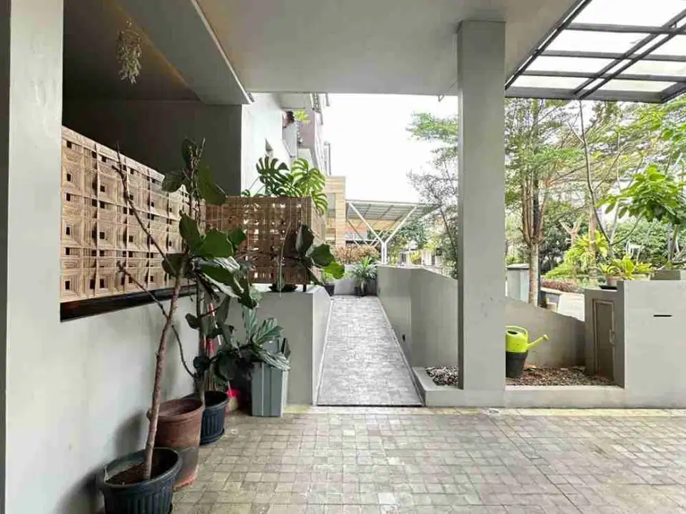 Rumah Luas Cantik Dan Artistik di Wilayah Premium Bintaro Sektor 7