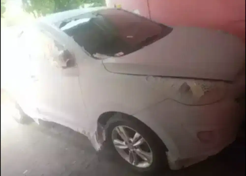 Bengkel cat mobil or motor