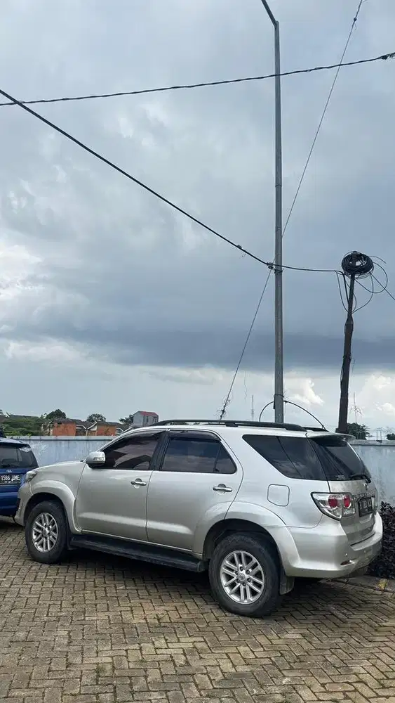 Fortuner 2.5 G diesel 2012 AT