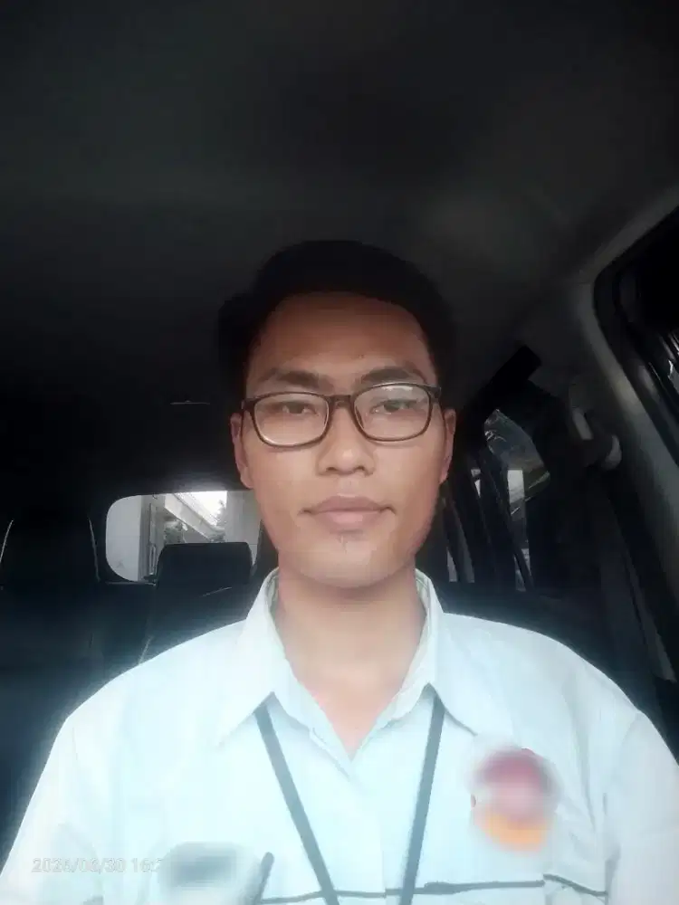 MENCARI PEKERJAAN SOPIR/DRIVER