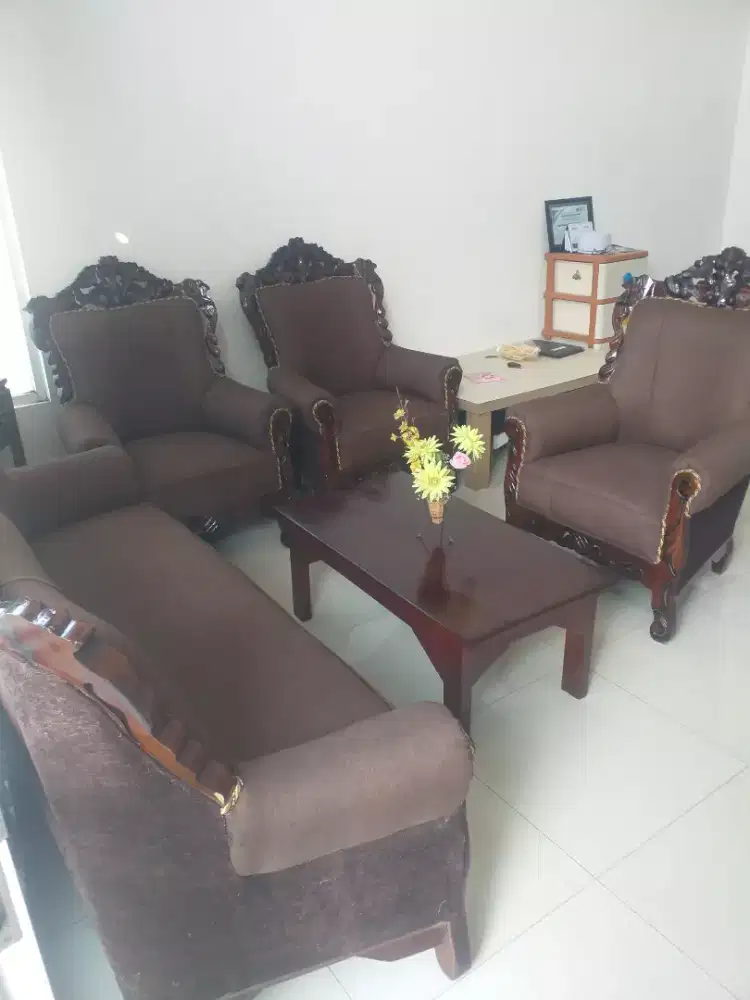 Kursi jati kondisi mulus