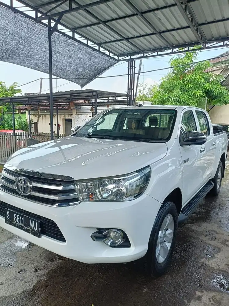 Hilux D-Cab type G Manual