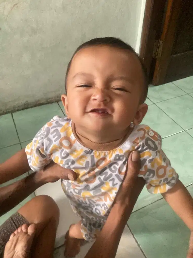 Baby Sitter daerah Cipondoh