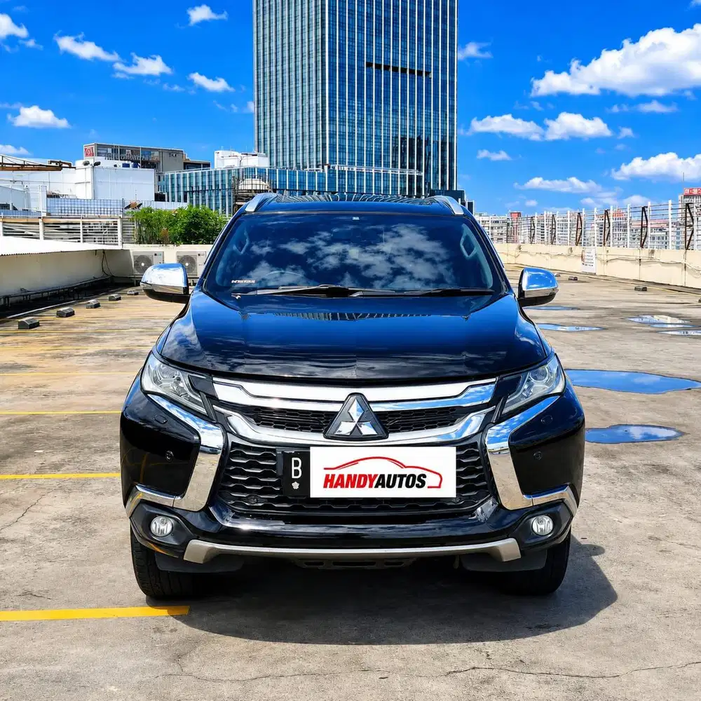 Mitsubishi Pajero Sport Dakar 2017 Automatic Hitam