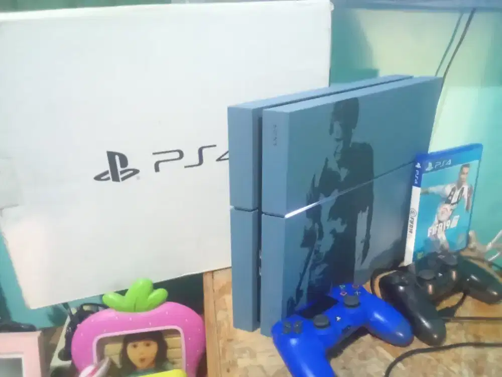 Siapa cepat dapat PS 4 limit UNCHARTED