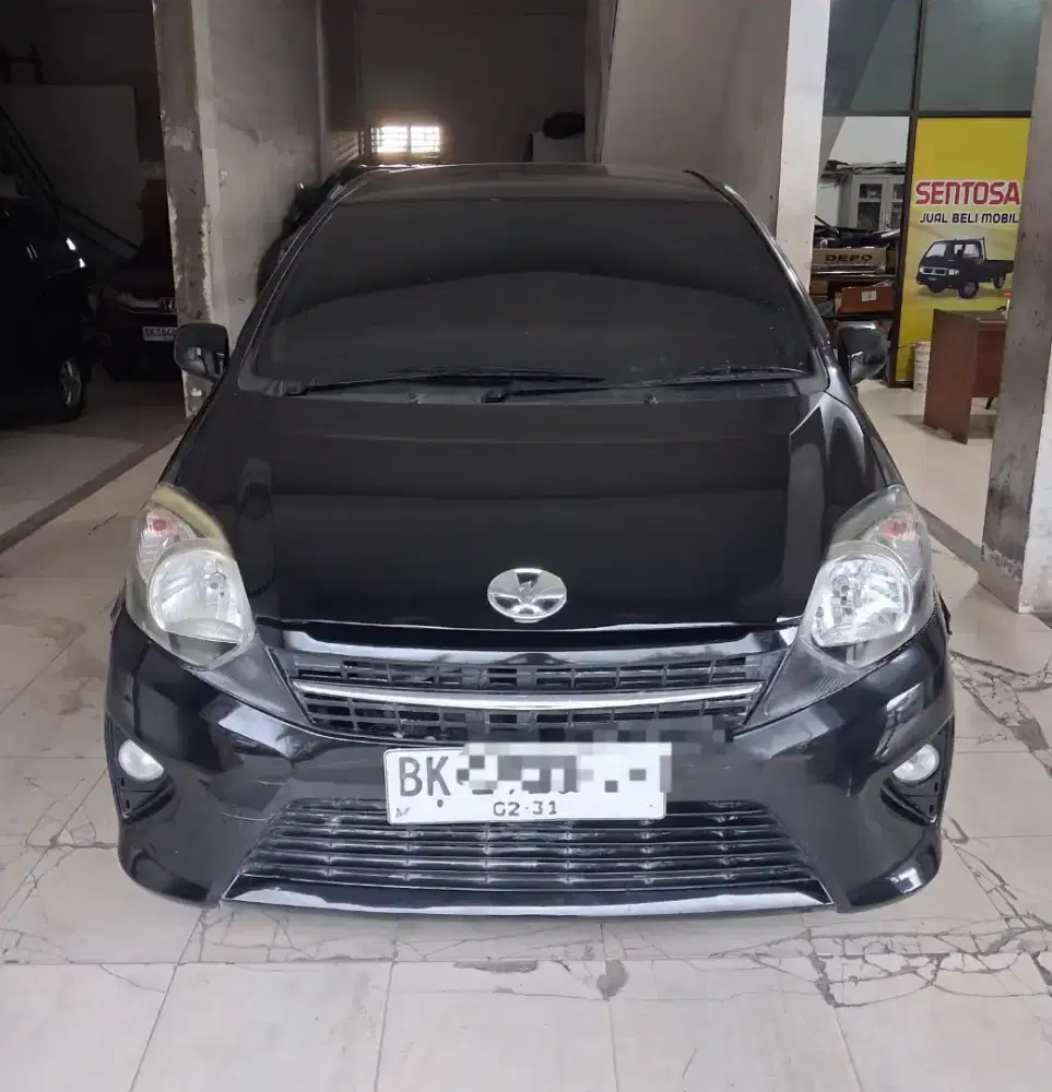 Agya E manual 2013 Hitam