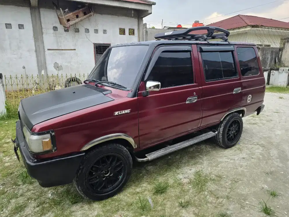 Toyota Kijang th95