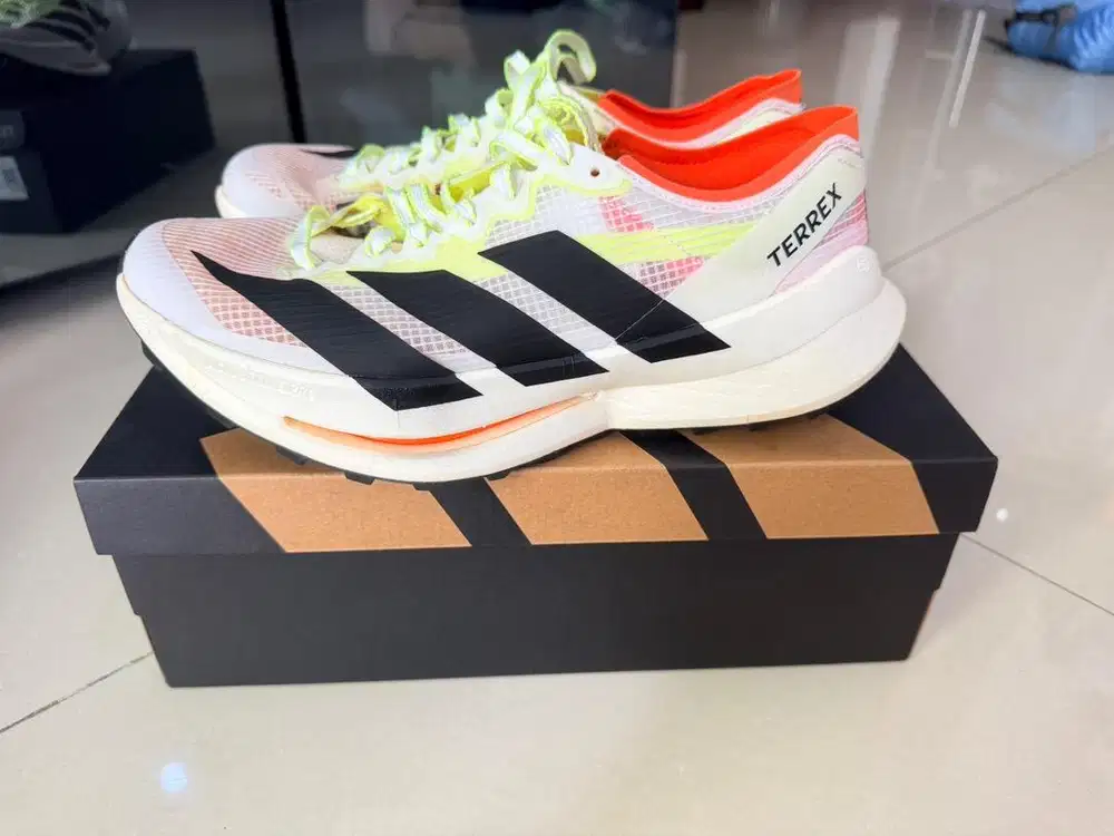 Sepatu Adidas Agravic Speed Ultra 2 eur43,3 / us9,5. used 1x sentul