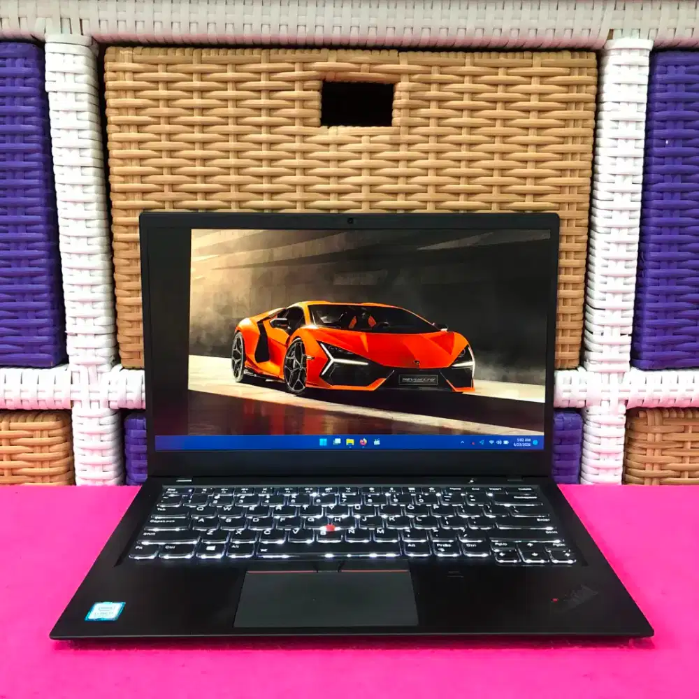 Laptop Lenovo Thinkpad X1 Carbon 
Bahan Semi Rubber Warna Hitam DOP