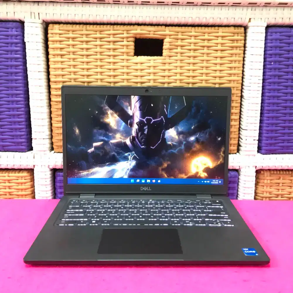 Laptop Dell Latitude 3430, Warna Hitam, Bussiness Version