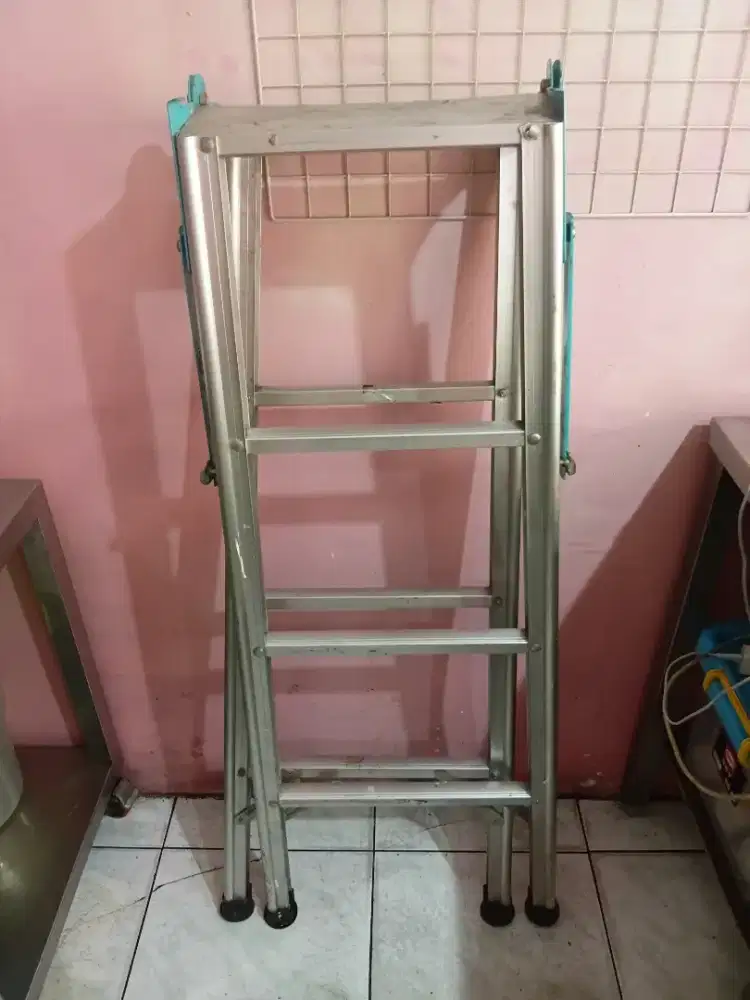 Tangga Lipat Aluminium Berkualitas Tinggi Ukuran 1,5M 