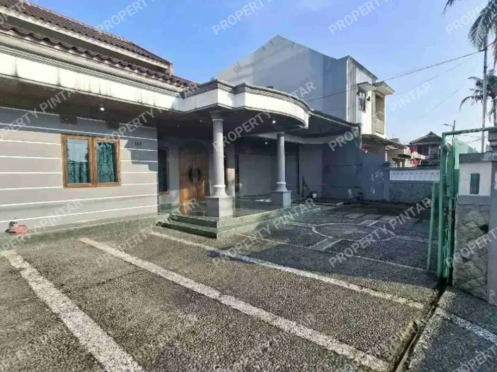 DI JUAL RUMAH MURAH TANAH LUAS DI CONDET BATU AMPAR JAKTIM