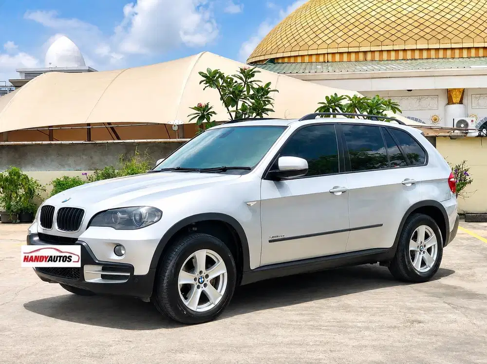 BMW X5 XDrive 2010 Automatic Abu-abu Metalik