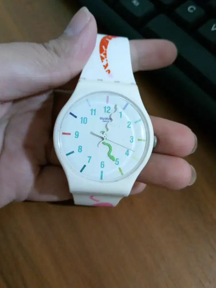 jam Swatch swiss