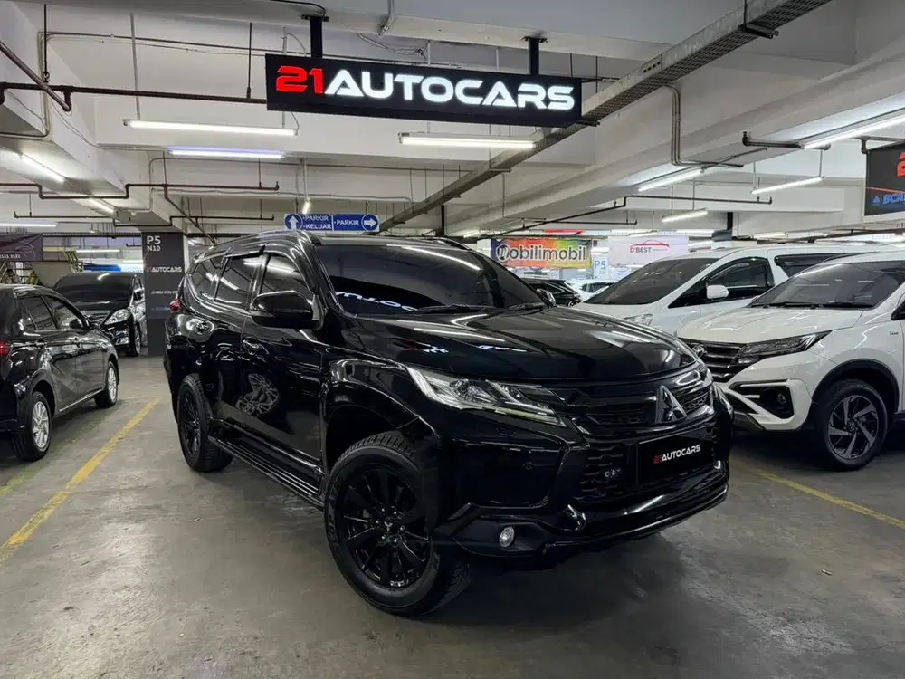 MITSUBISHI PAJERO SPORT DAKAR 2.4 AT 2018 (ISTIMEWAH) HITAM