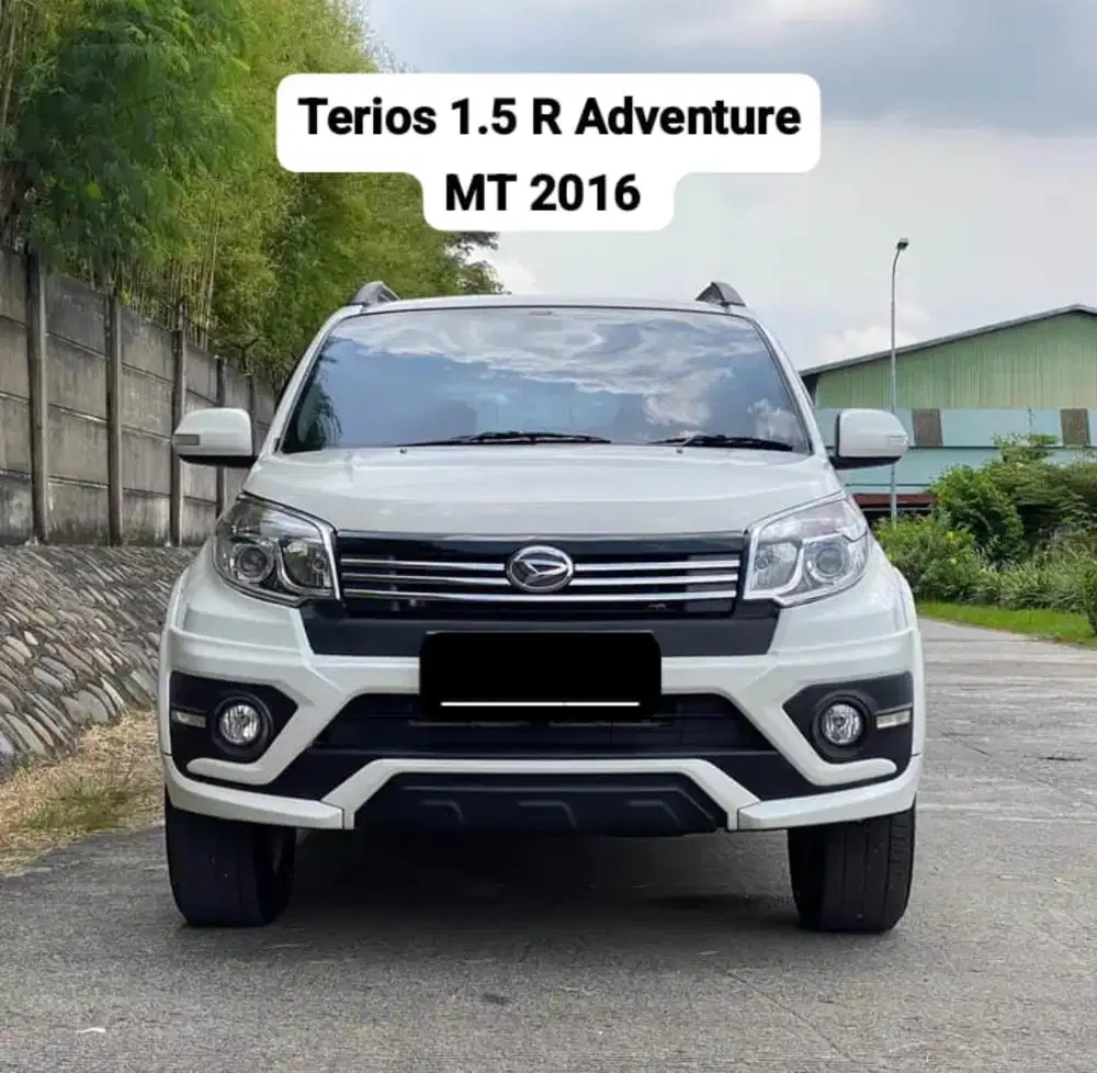Terios 1.5 R Adventure Manual 2016 , Km 58 ribuan