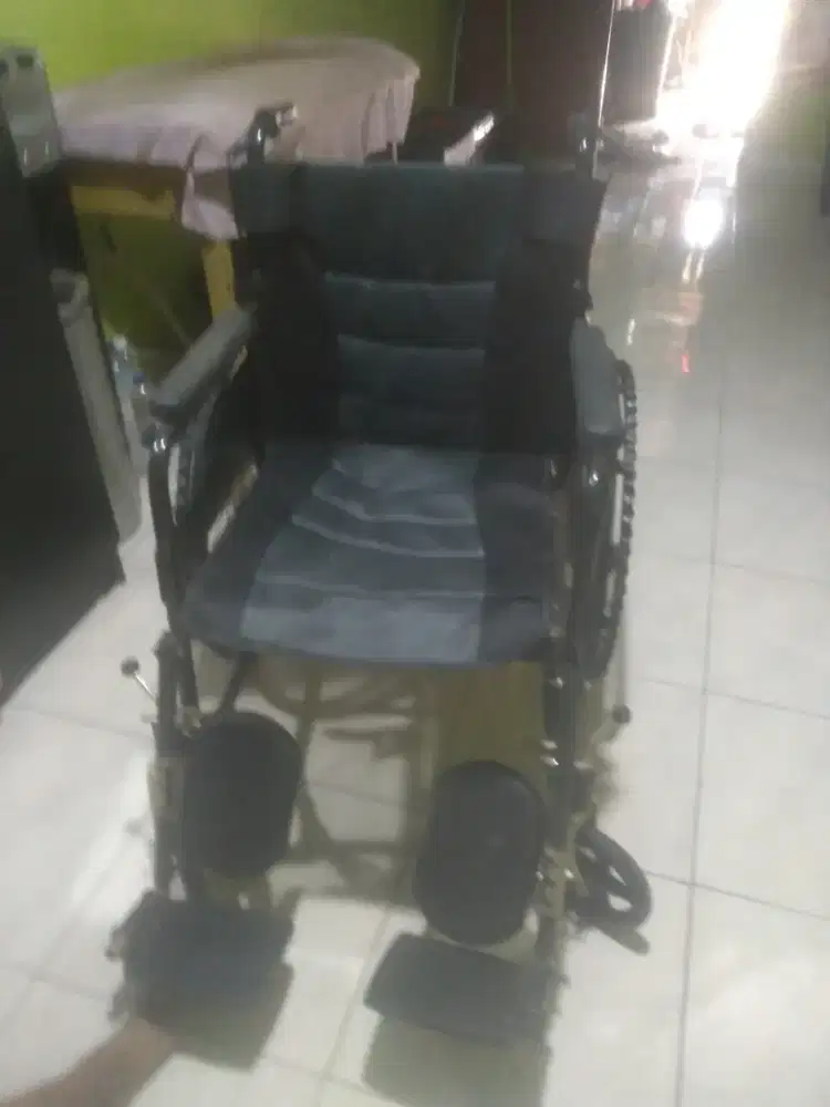 Kursi roda masih bagus