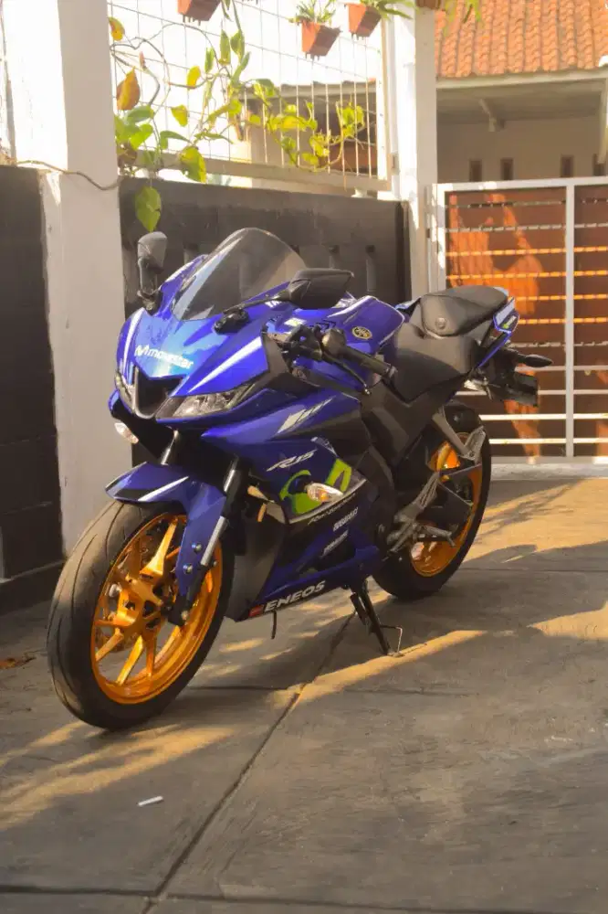 Yamaha R15 V3 Movistar 2018