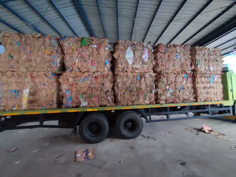 Jual beli kardus ,Duplek,Hvs ,buram,kornes dll.