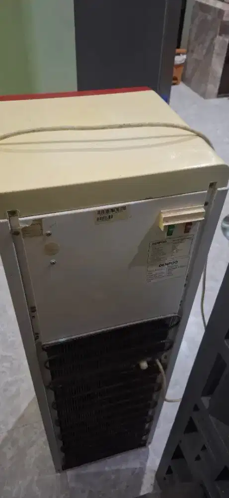 DI Jual Secepatnya Dispenser Merk Denpoo Galon Bawah